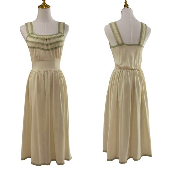 Vintage 50s Pinehurst Lingerie Green Nylon Lacy Chiffon Pinup Nightgown Size 32 - Picture 1 of 10